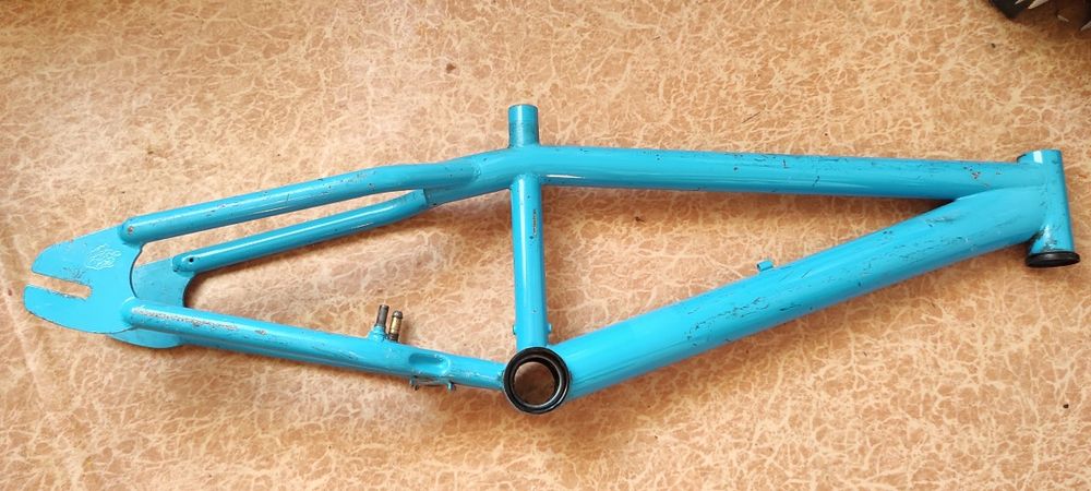 Рама велосипеда  bmx.. запчасти
