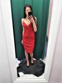 Sukienka czerwona cekinowa