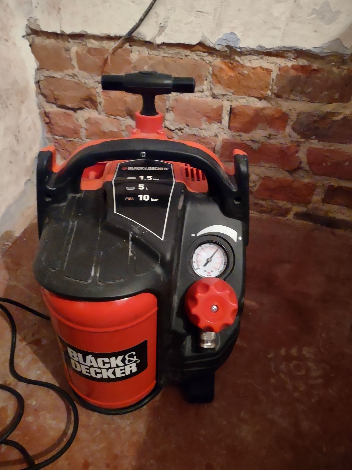 Kompresor Black&decker 5l 10bar