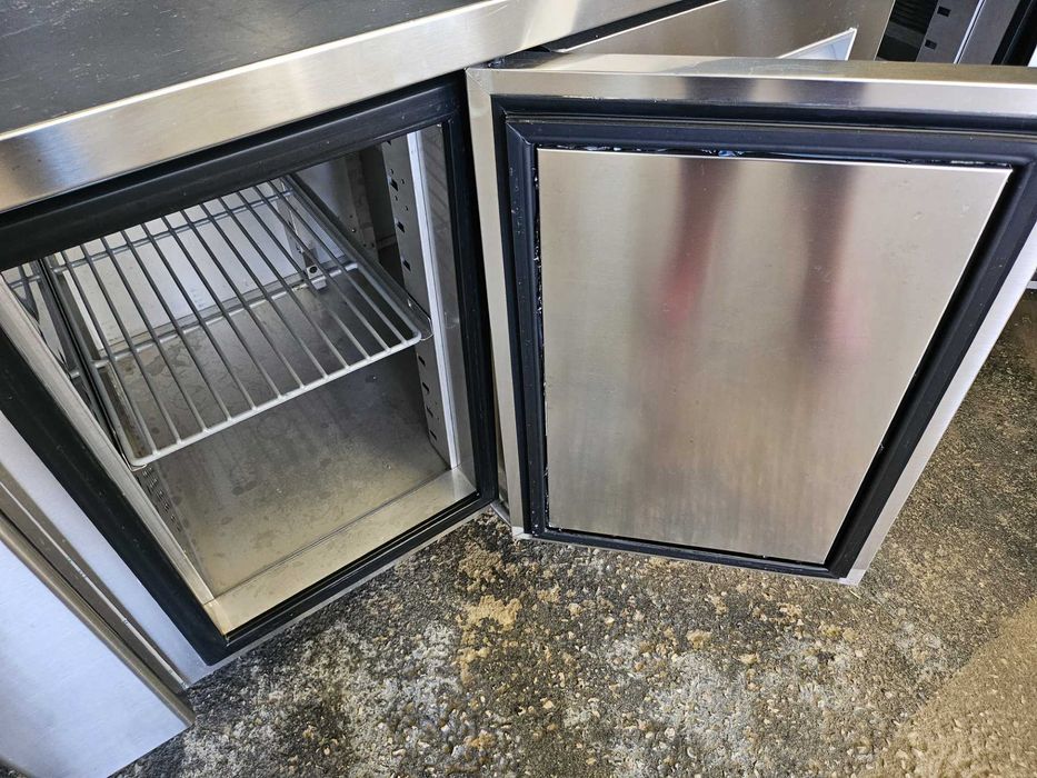 Bancada refrigerada em inox