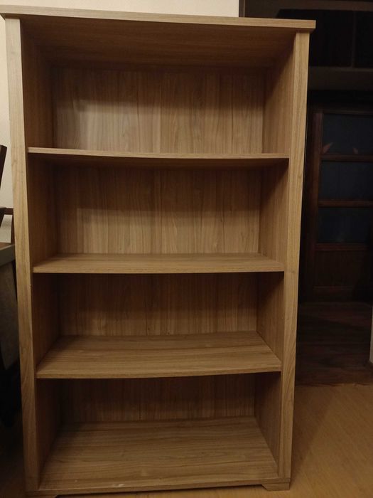 regał wys.152cm x szer.88cm x gł.40cm