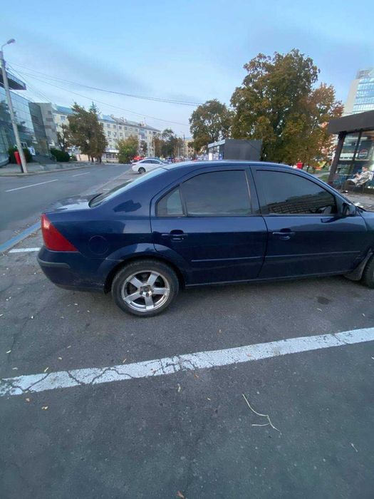 Мондео 3 1.8 Бензин