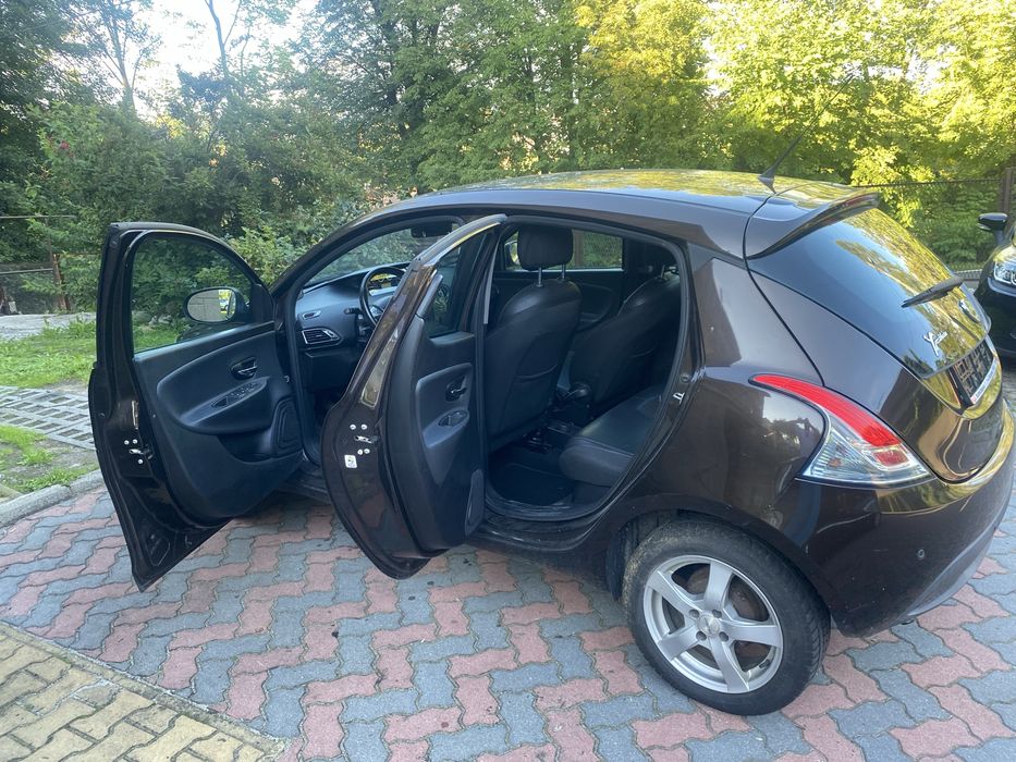 Lancia Ypsilon fabryczny LPG