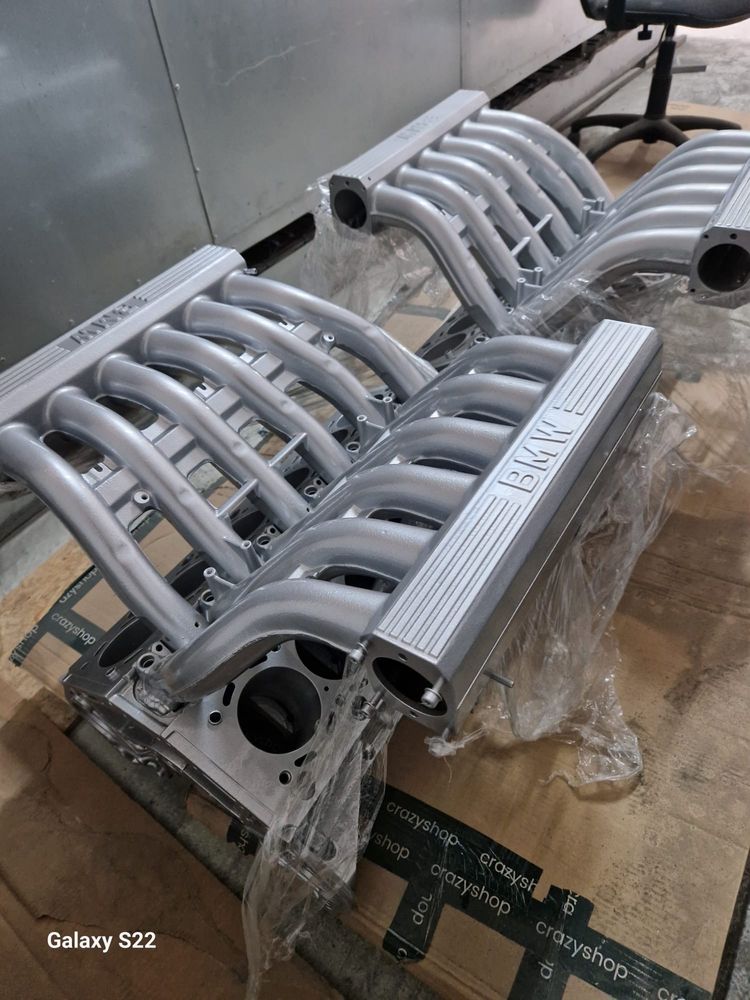 Stylowy Stolik z silnika bloku BMW V12 m70 750i rarytas