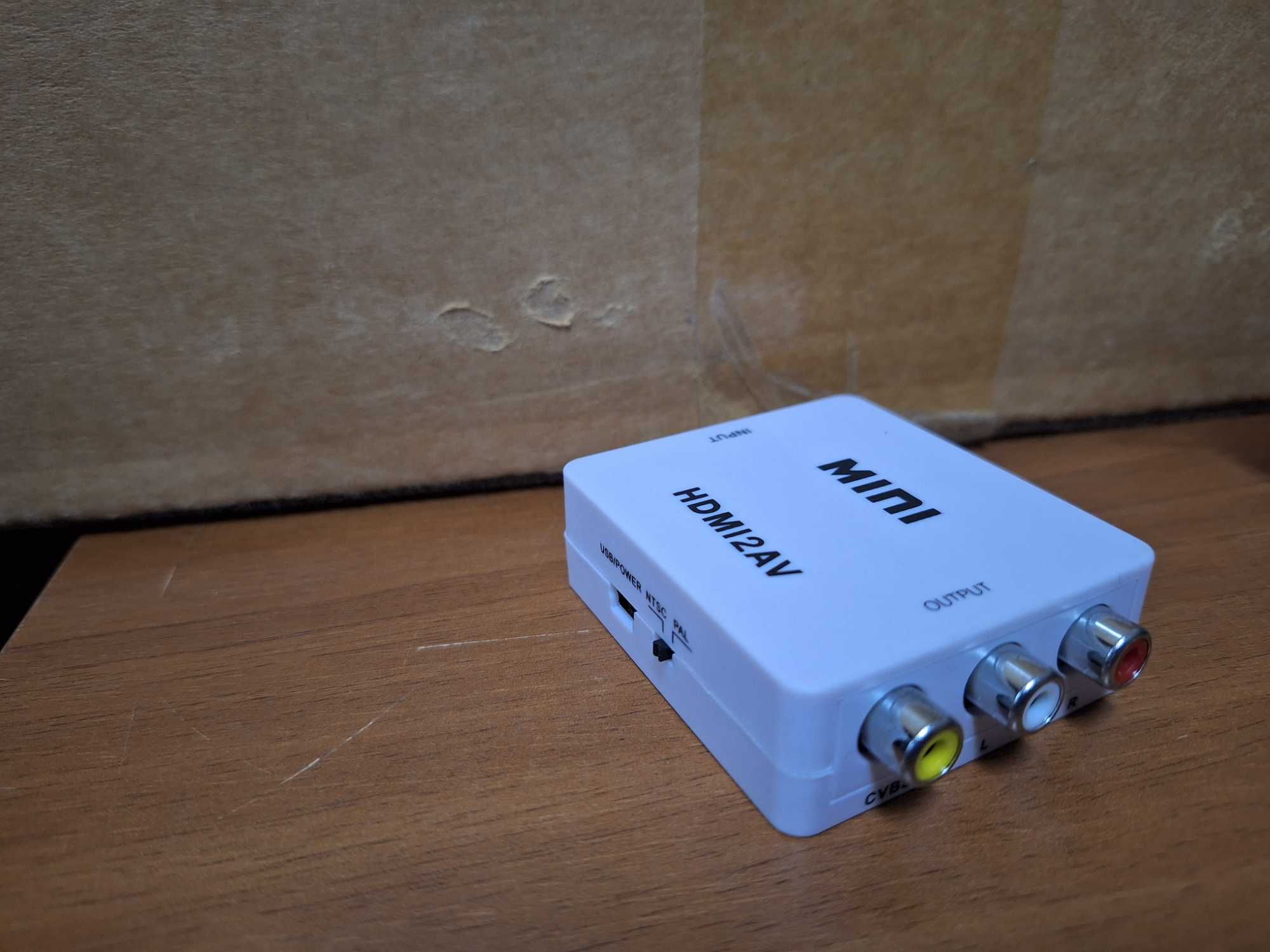 Конвертер HDMI в AV (RCA) / AV 001 з кабелем живлення USB