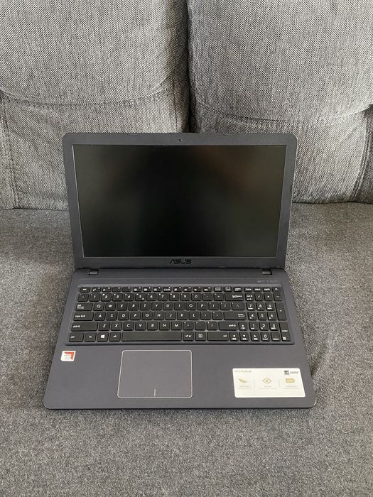 Laptop Asus f543ba-dm792t