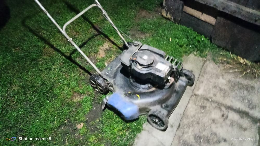 Kosiarka firmy Condor stary dobry 4-sow sprawny!!