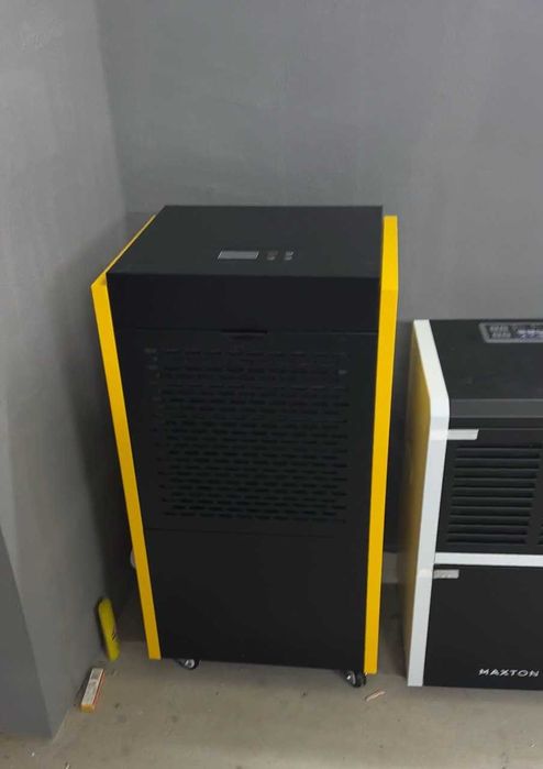 Промисловий Осушувач повітря 60 та 90л оренда