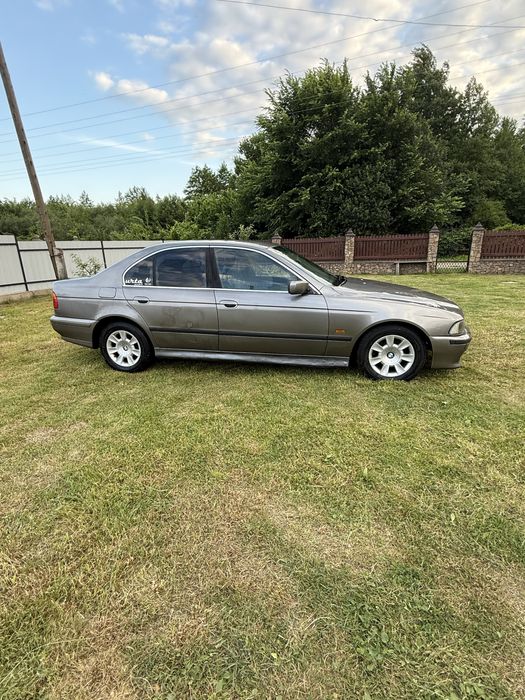 Продам BMW  е39 в хорошому стані