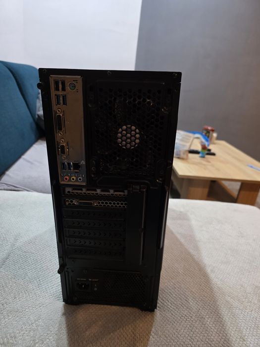 Komputer do gier i5-7400 / GTX 1060 6GB / 16GB RAM / SSD + HDD