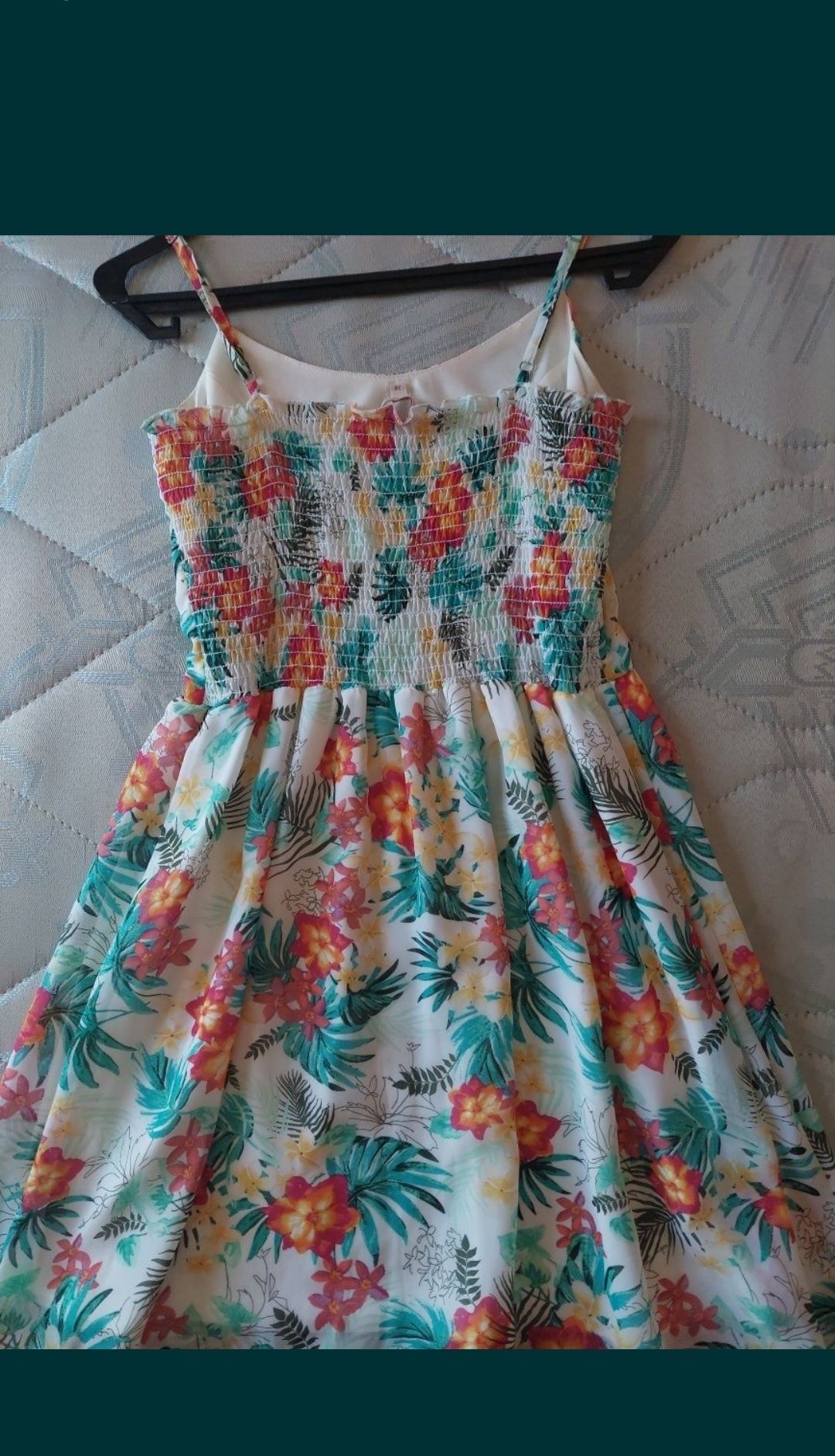 Vestido com flores