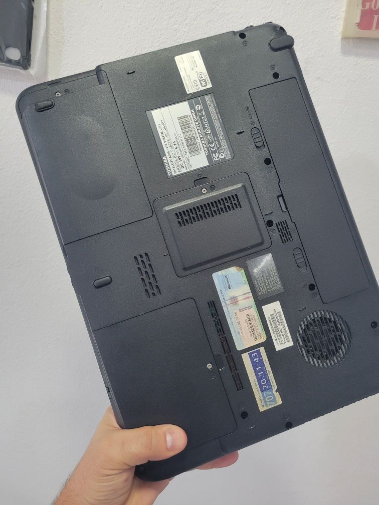 Portátil Toshiba A300
