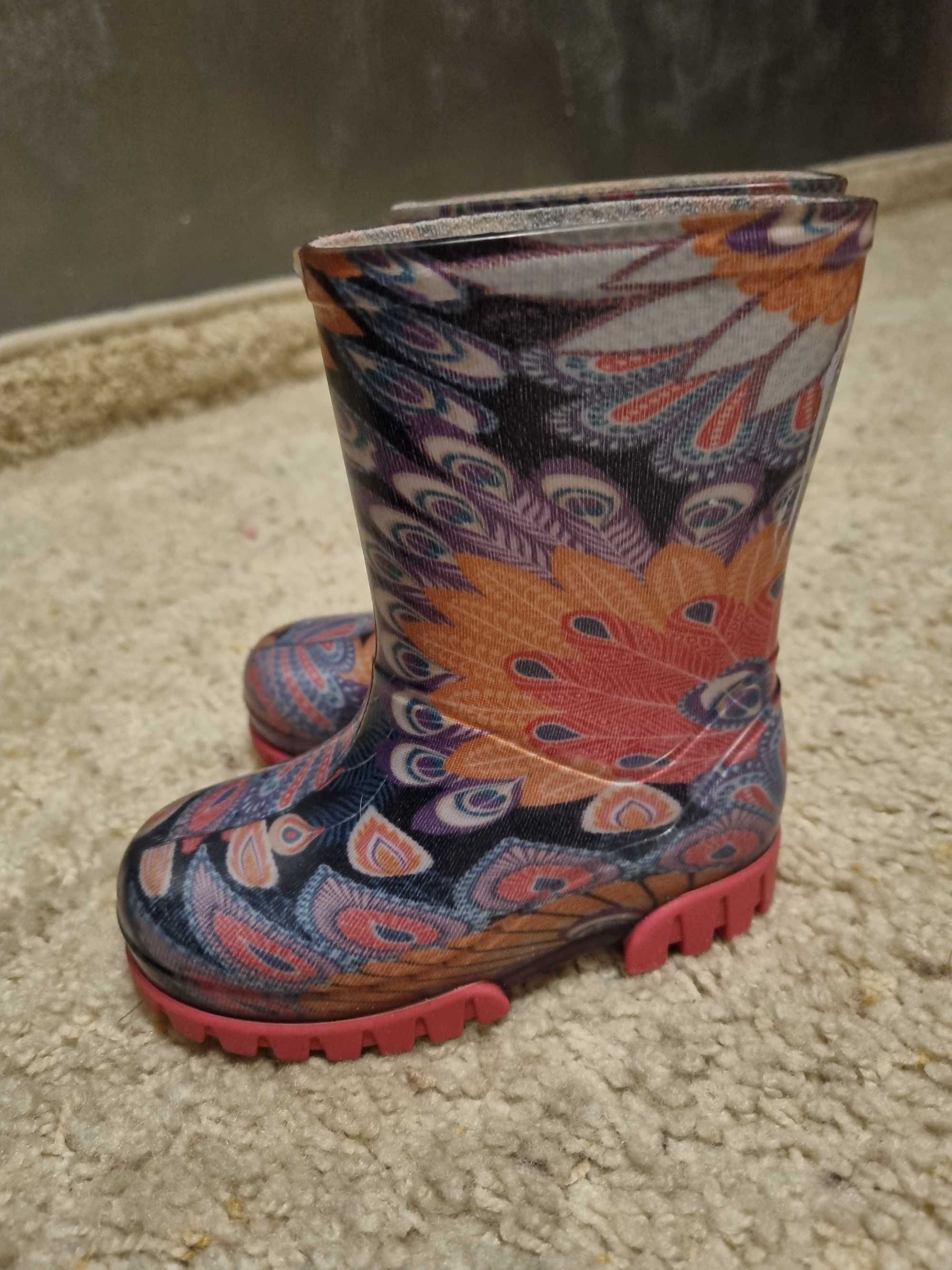 kalosze, wysokie podbicie, parę razy założone rozmiar 20-21, 13.9cm