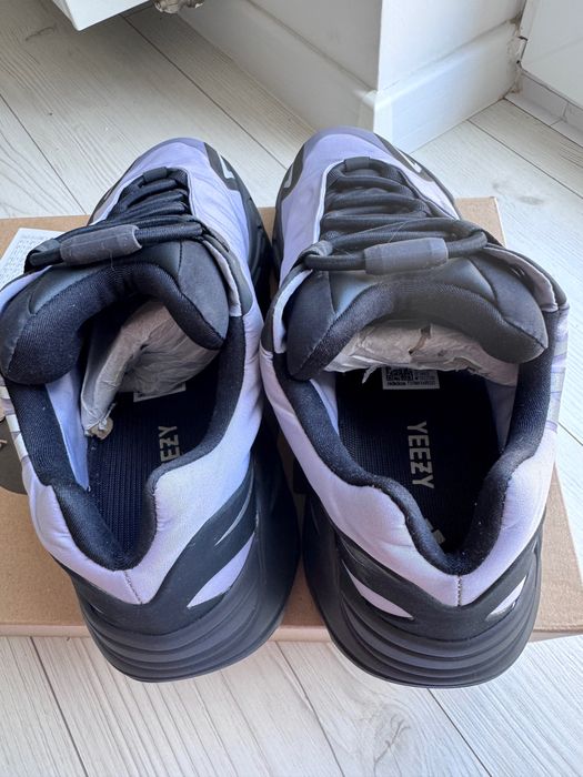 Buty senakaersy Adidas Yeezy 700 26 cm 41 1/3