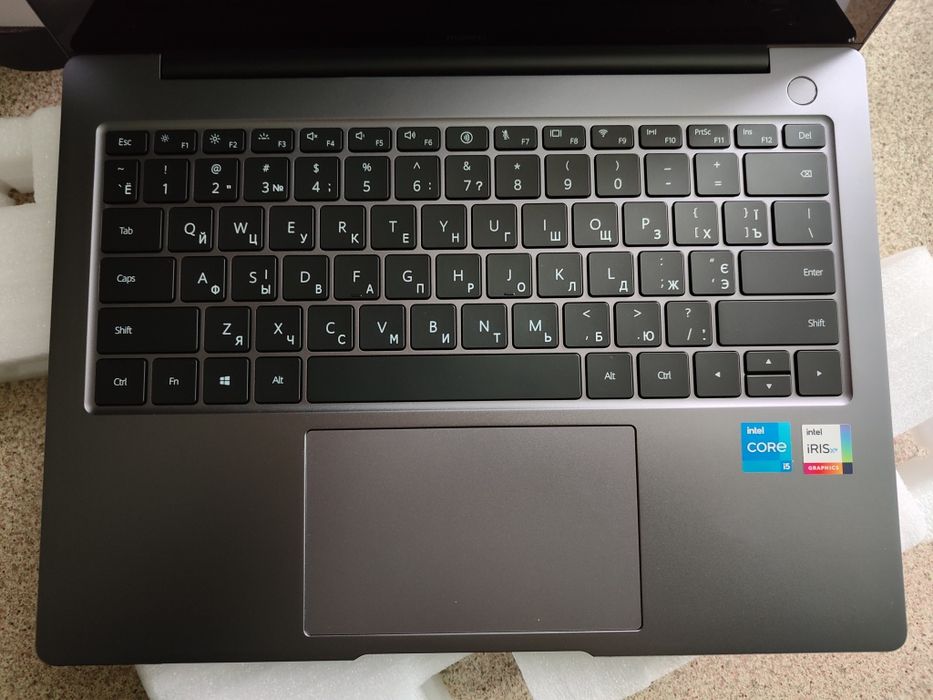 Huawei MateBook 14 i5-1135G7, 16/512Gb, Win10, Touch Gray. Гарантія