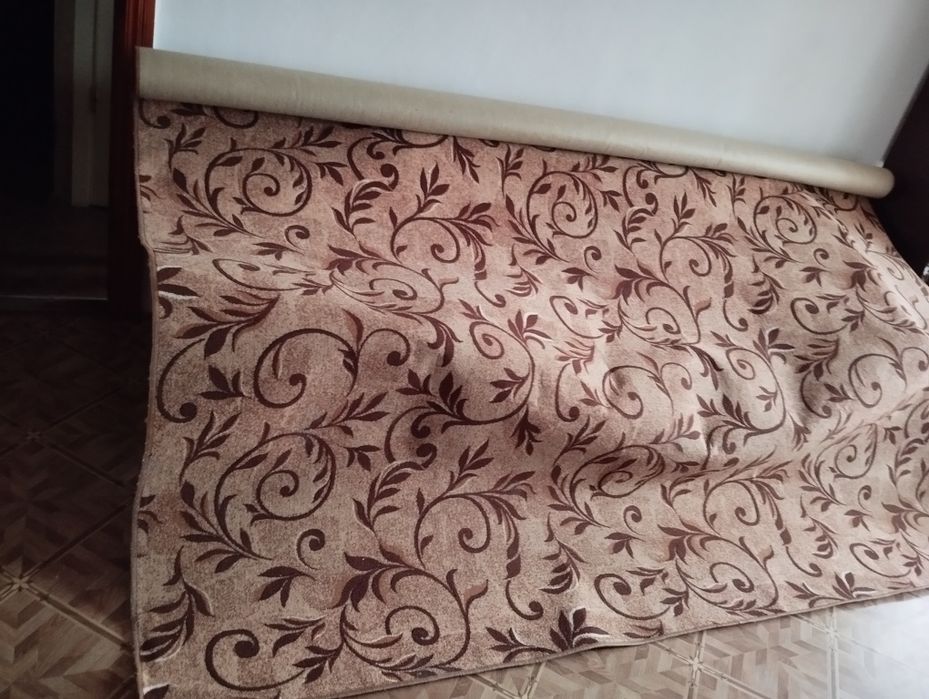 Ковролин с орнаментом