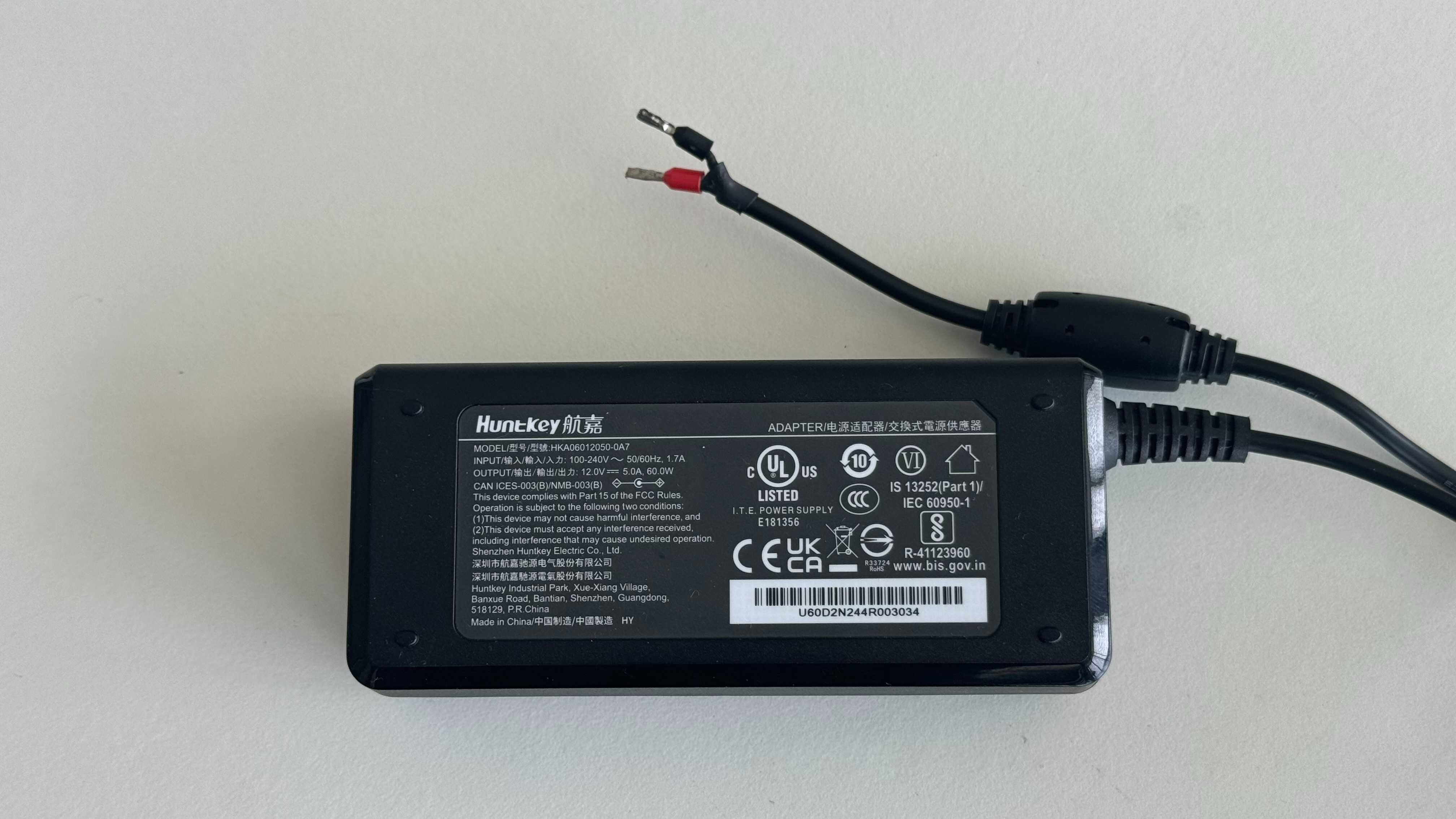 Transformador HuntKey (12.0V - 5.0A - 60W) - NOVO