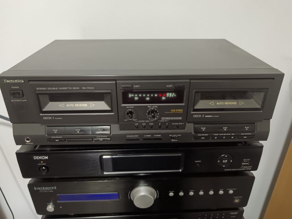 Leitor gravador de cassetes Technics RS-TR313 para peças ou reparação.