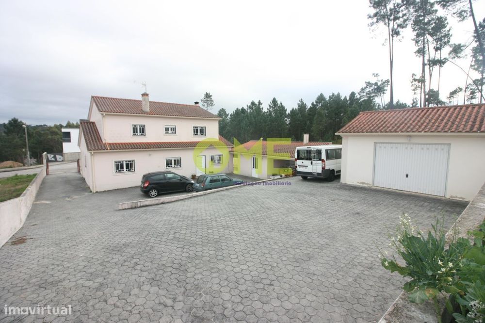 Moradia T6 perto da cidade de Ourém