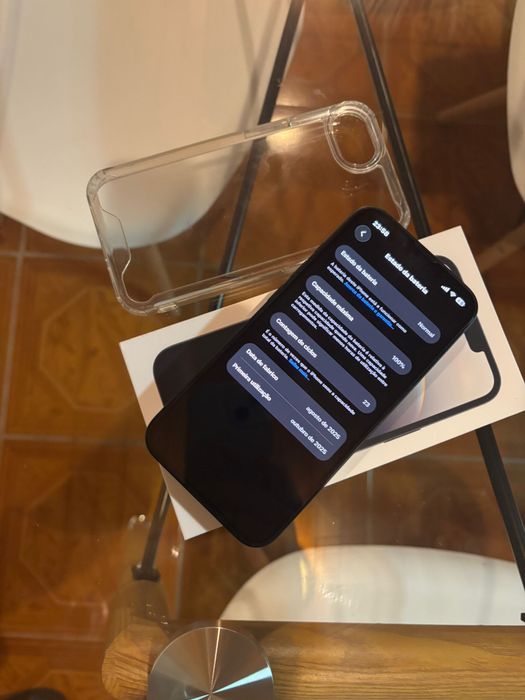 Iphone 16e como novo