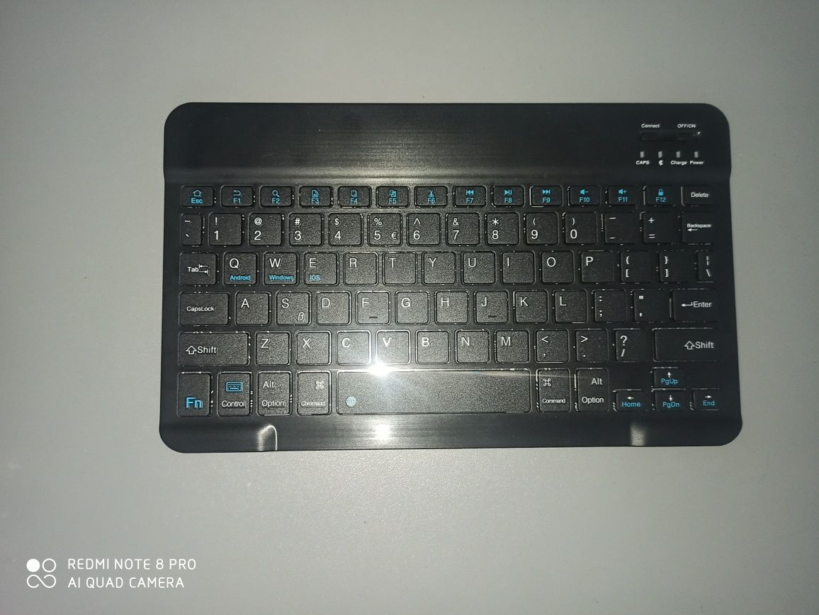 Klawiatura bluetooth