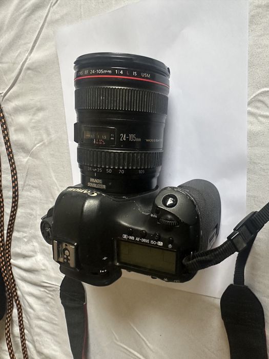 Продаю тело фотоапарата кенон 5 д марк 3