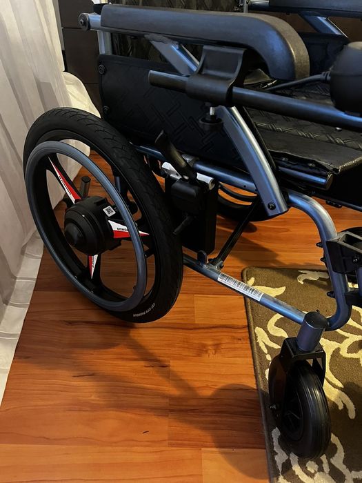 Коляска инвалидная злектрическая