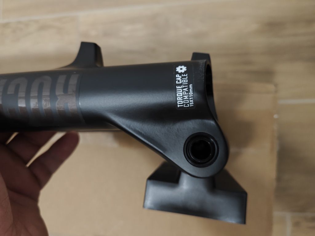 Nowy amortyzator RockShox Judy Silver TK 29 Solo Air 120 Tapered boost