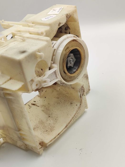 Młynek Krups EA81 EA82 uszkodz.