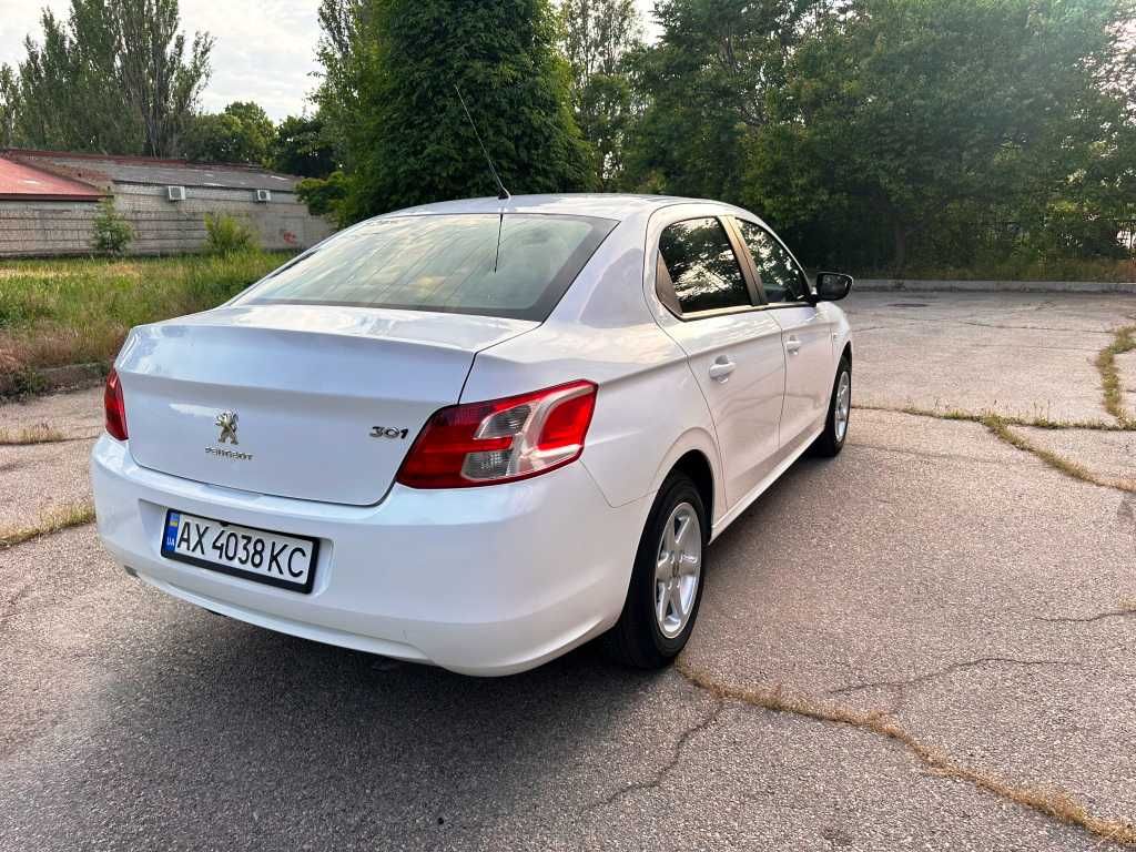 Peugeot 301 официал газ\бензин