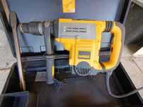 Młot udarowy obrotowy Dewalt D25604K 1250W super stan