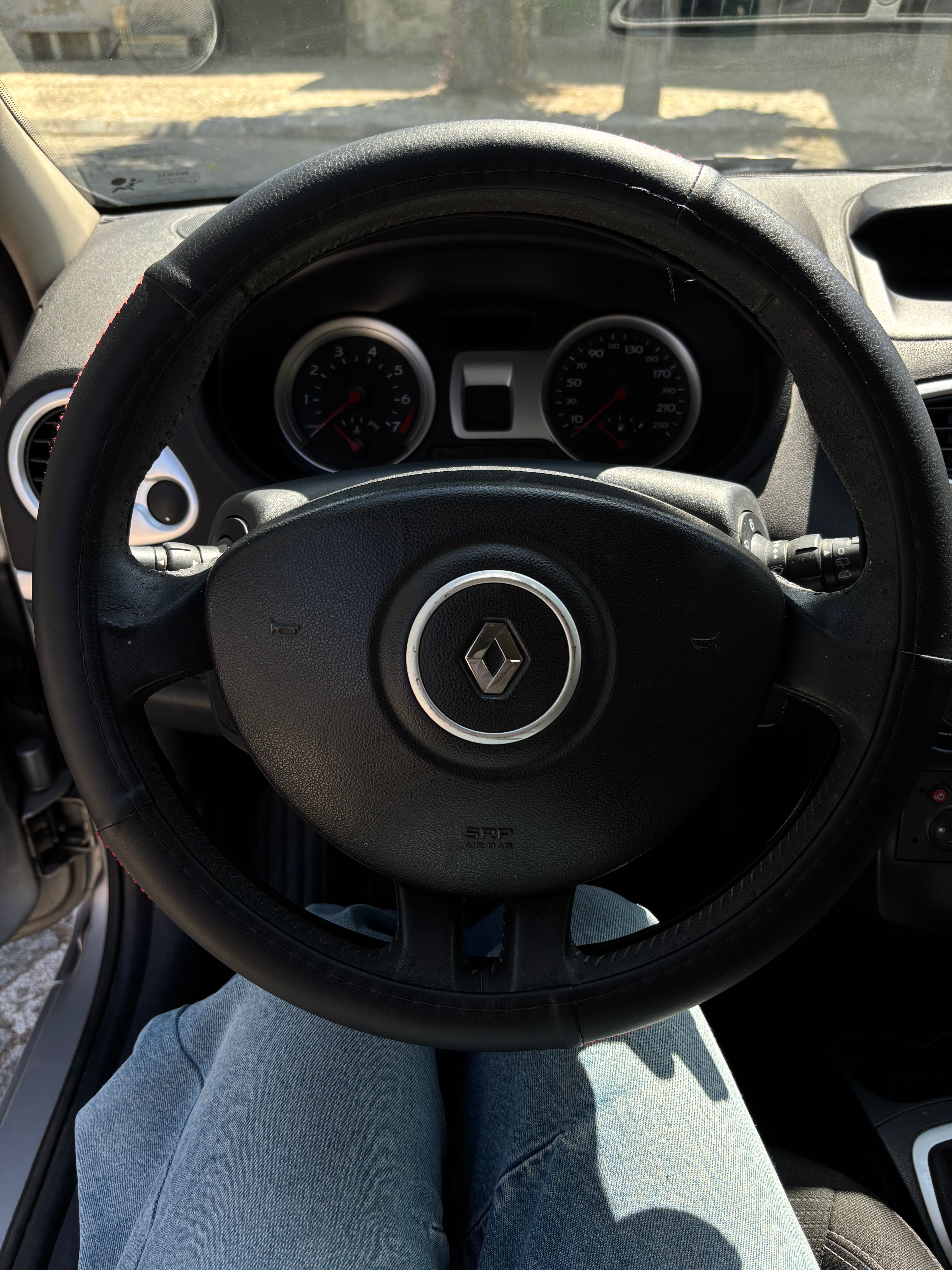 RENAULT CLIO 3 - gasolina - 100cv