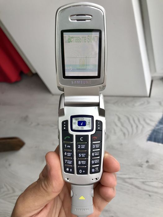 Продам мобільний телефон Samsung