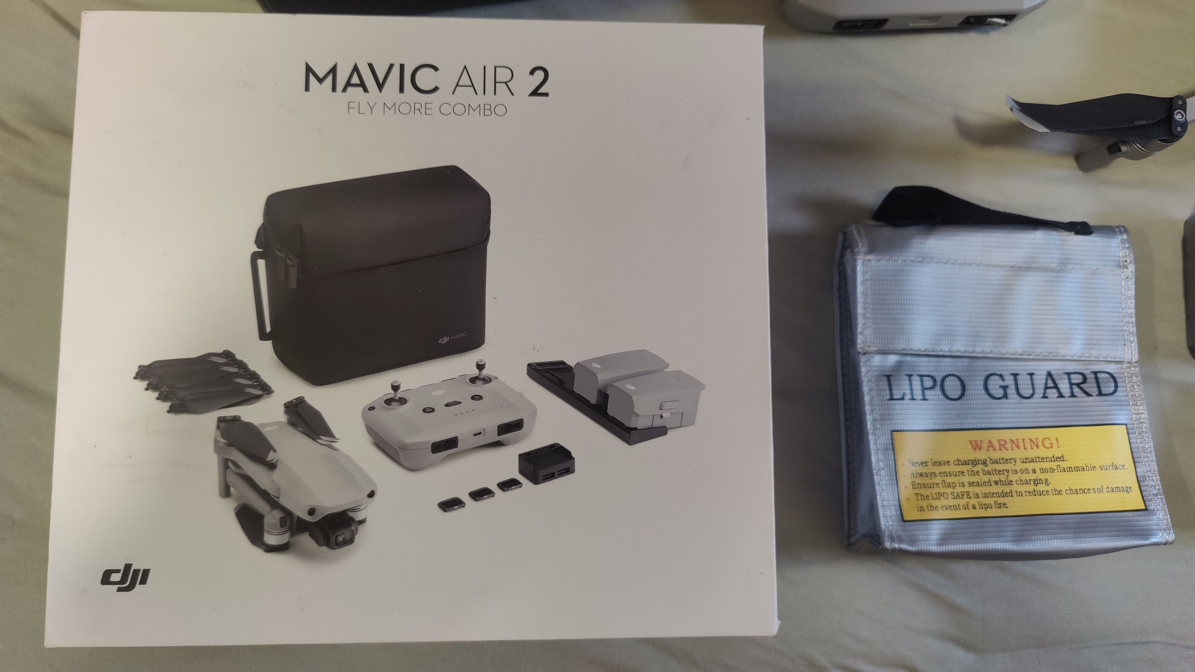 DJI Mavic Air 2 Fly More Combo