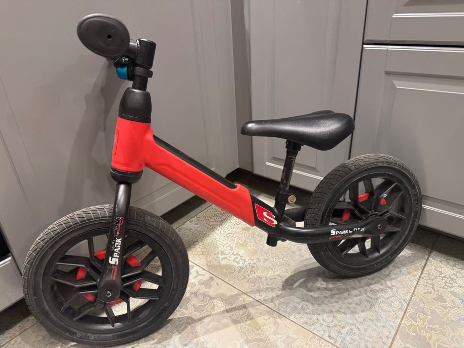 rowerek biegowy , hulajnoga