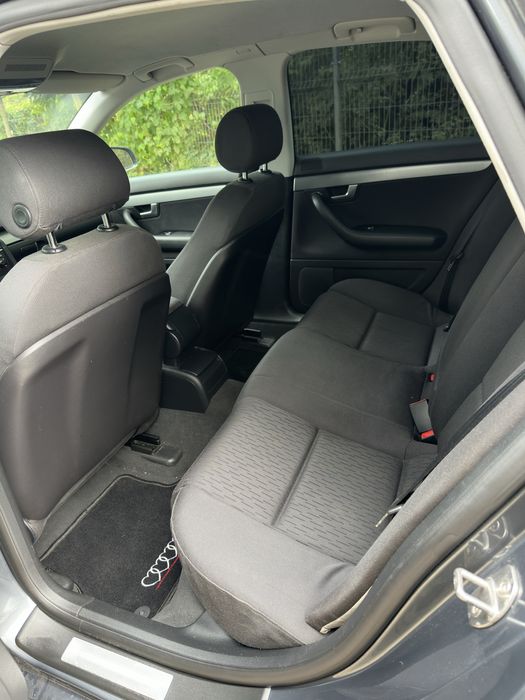 Audi A4b7 * 2.0 benzyna * Automat * Klima* mocno doinwestowane.