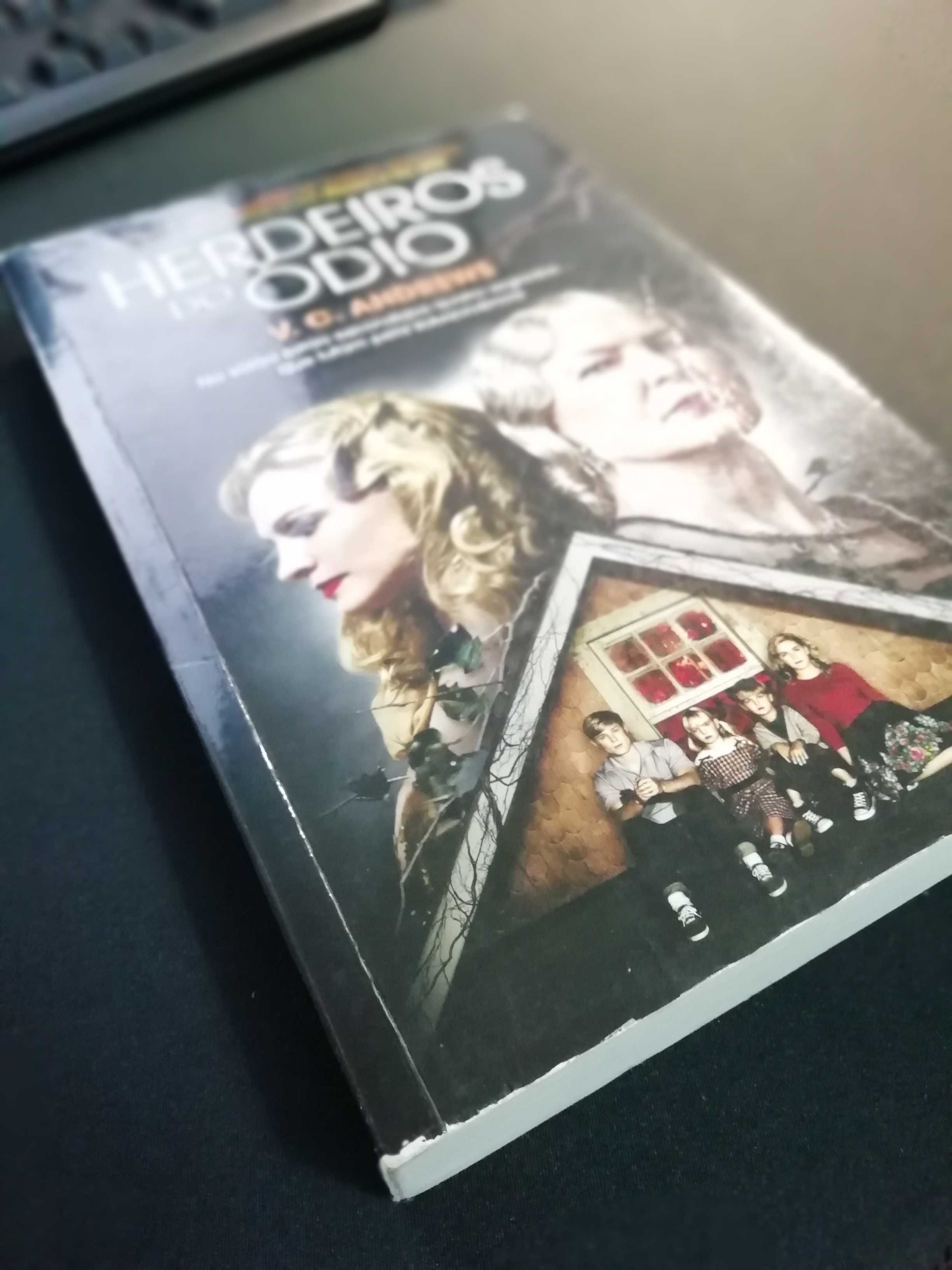 Livro "Herdeiros do ódio", de Virginia C. Andrews