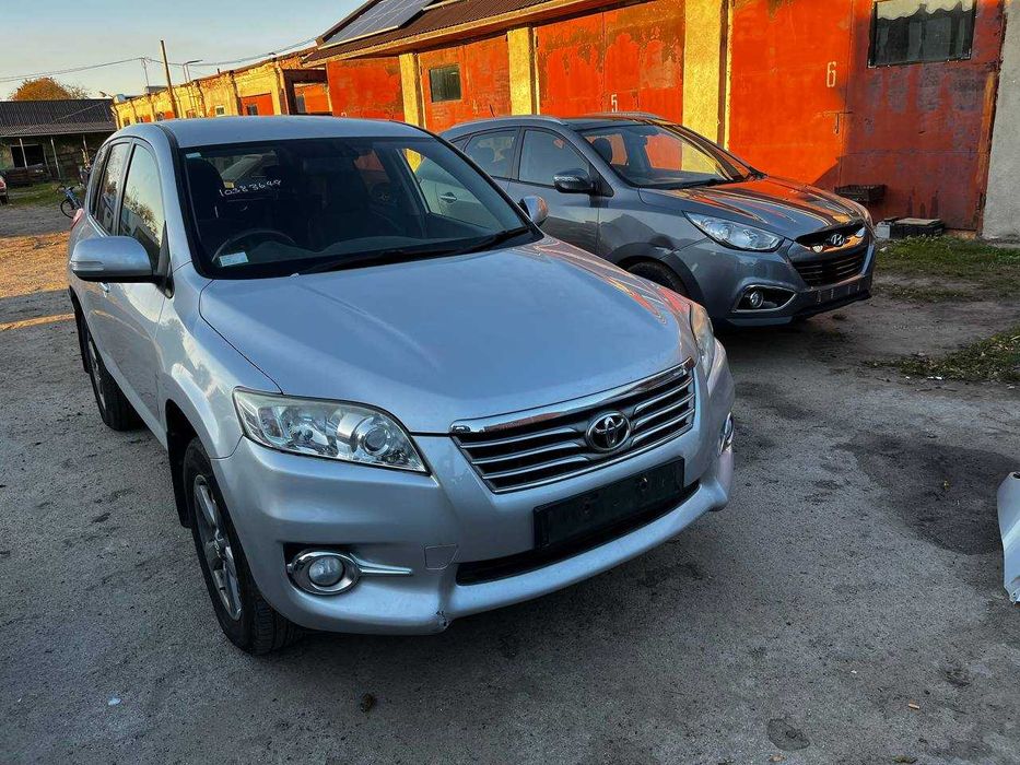 Розборка запчастини запчасти шрот Toyota RAV4 RAV-4 3 Тойота Рестайл