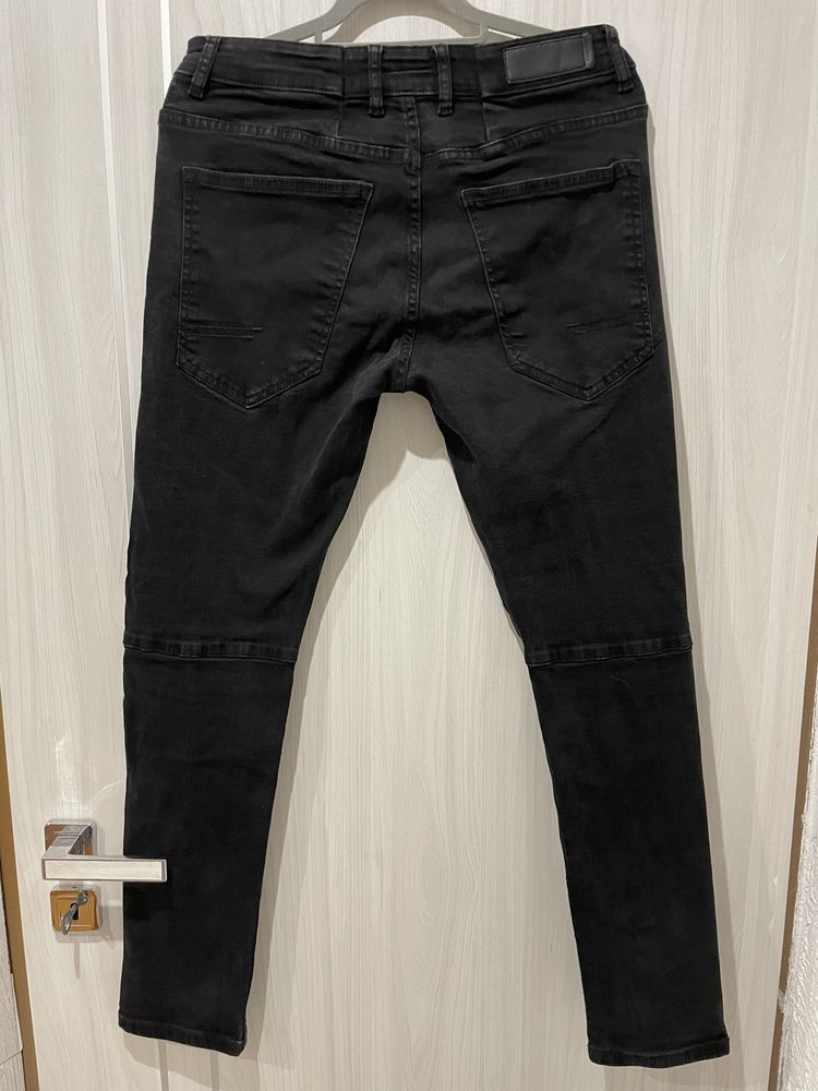 Spodnie jeansowe skinny ciemne czarne z paskami 32/33 Reserved 2 szt