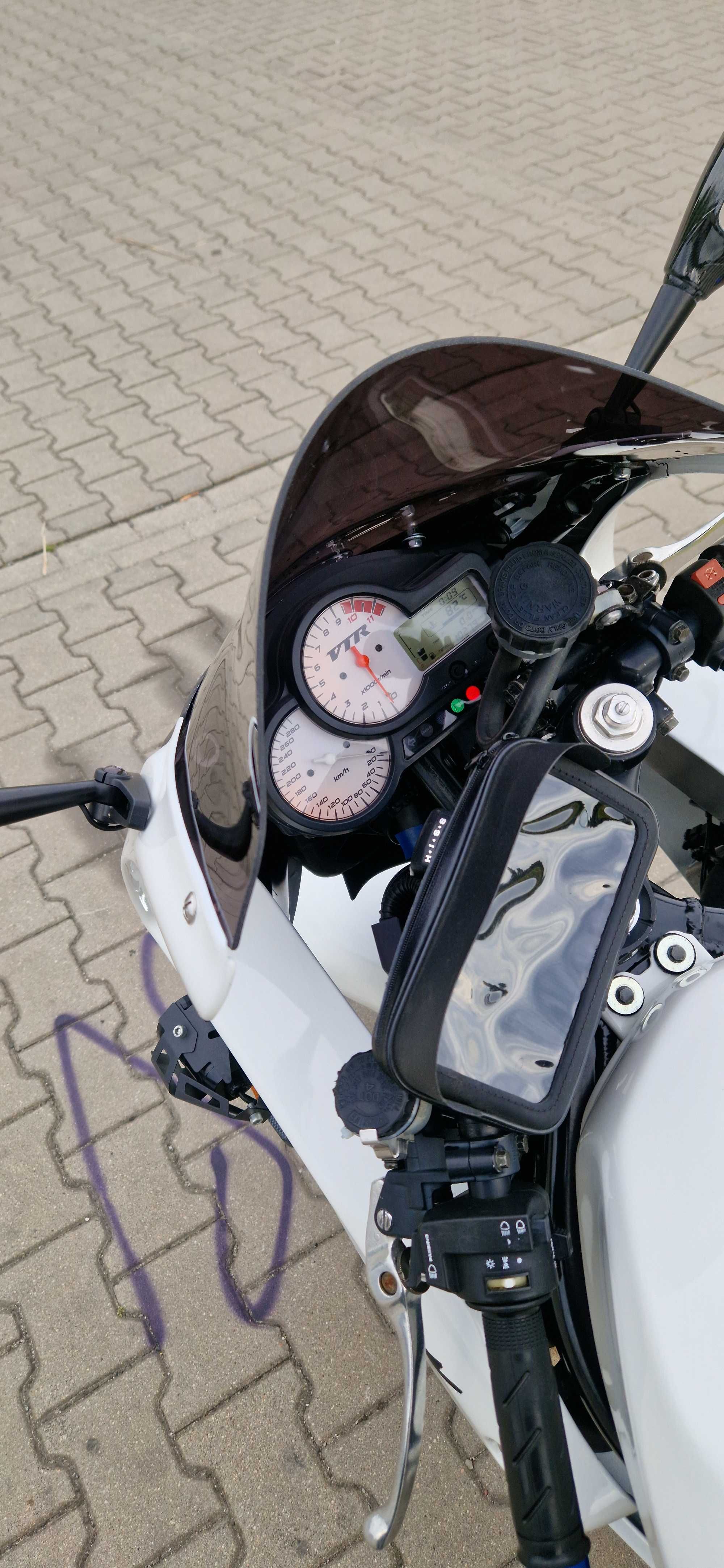 Honda VTR1000F 10tyś mil
