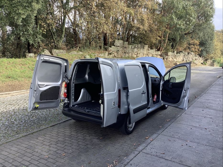 Berlingo 1.6 HDI 100 CV Cinza Prata 2017 Impecável