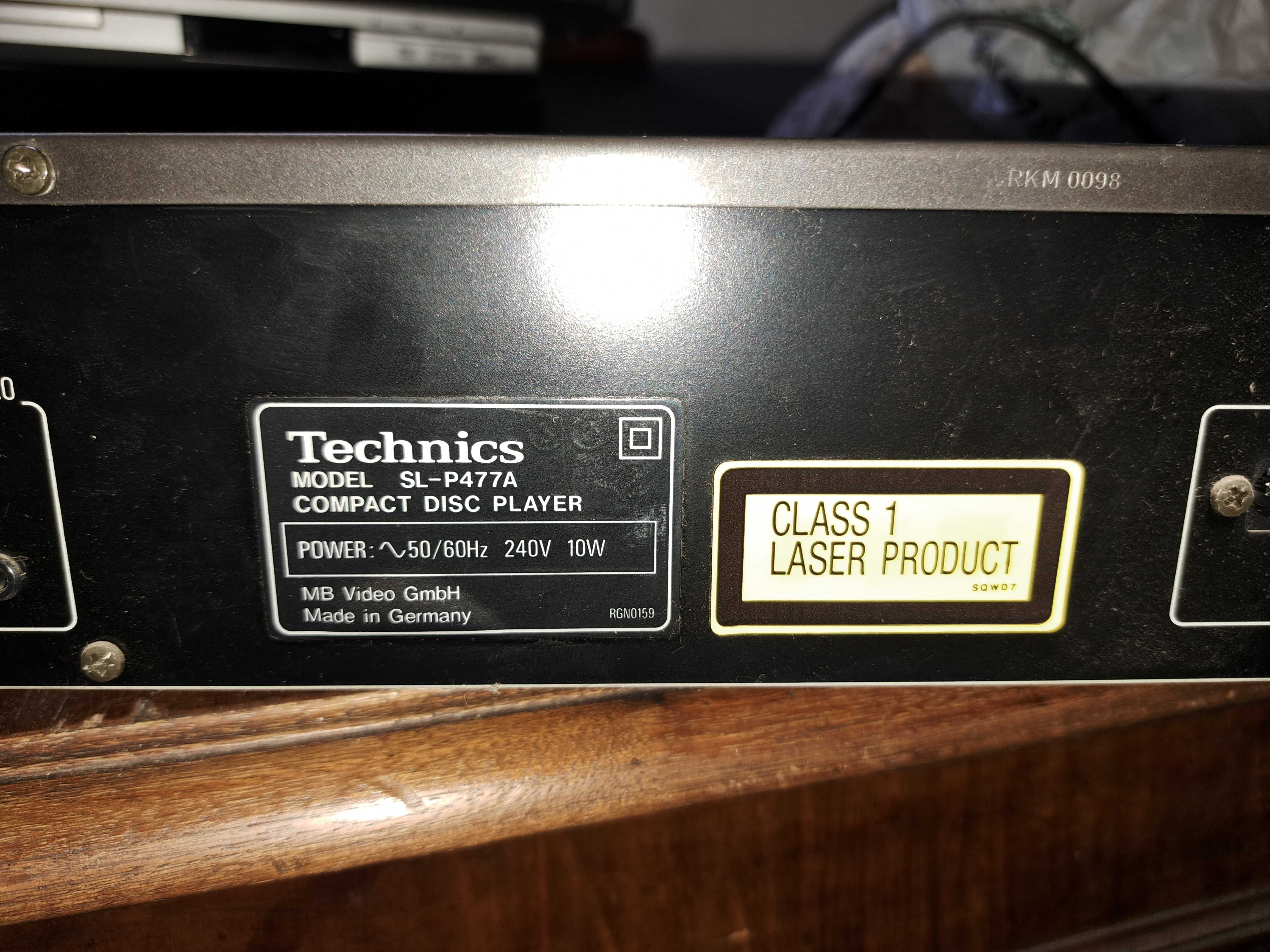 SL-P477A Technics Compact Disc Player