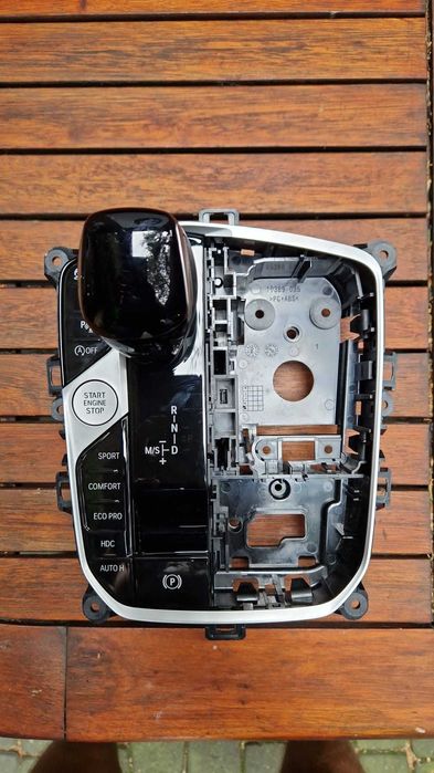 Panel obsługi konsoli środkowej BMW X5 G05 X6 G05