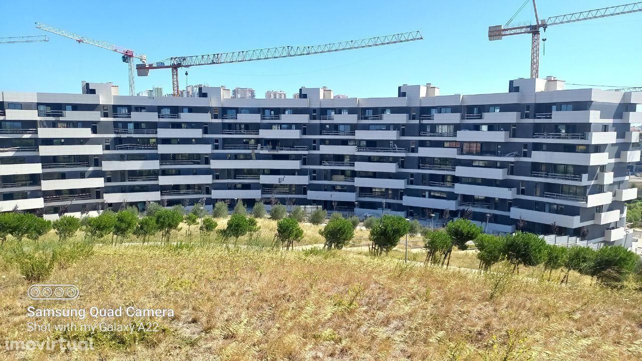 Apartamento fase final construçâo