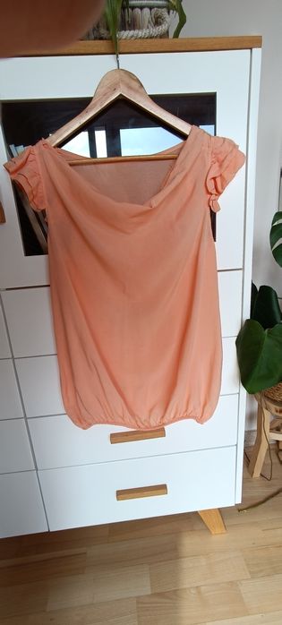 Damska bluzka letnia morelowa rozm. UNI/M