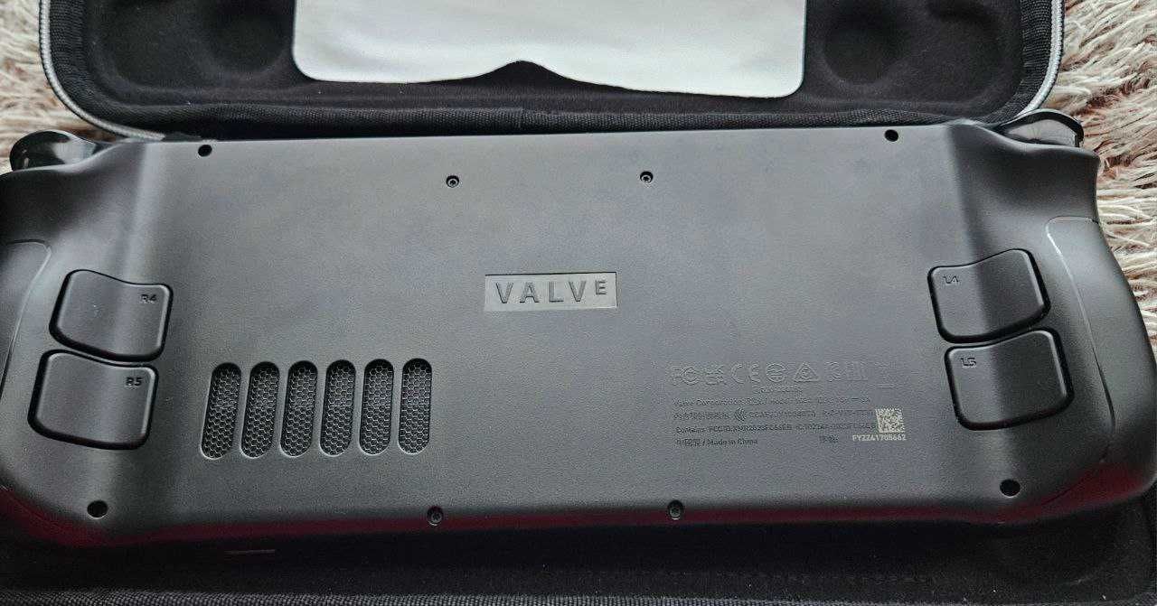 Ігрова консоль Valve Steam Deck OLED 1 TB