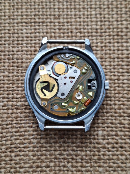 Часы Слава Кварц