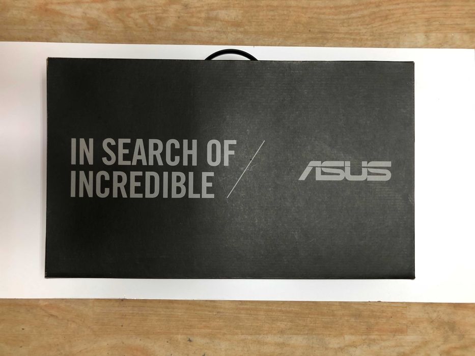 Komputer przenośny ASUS