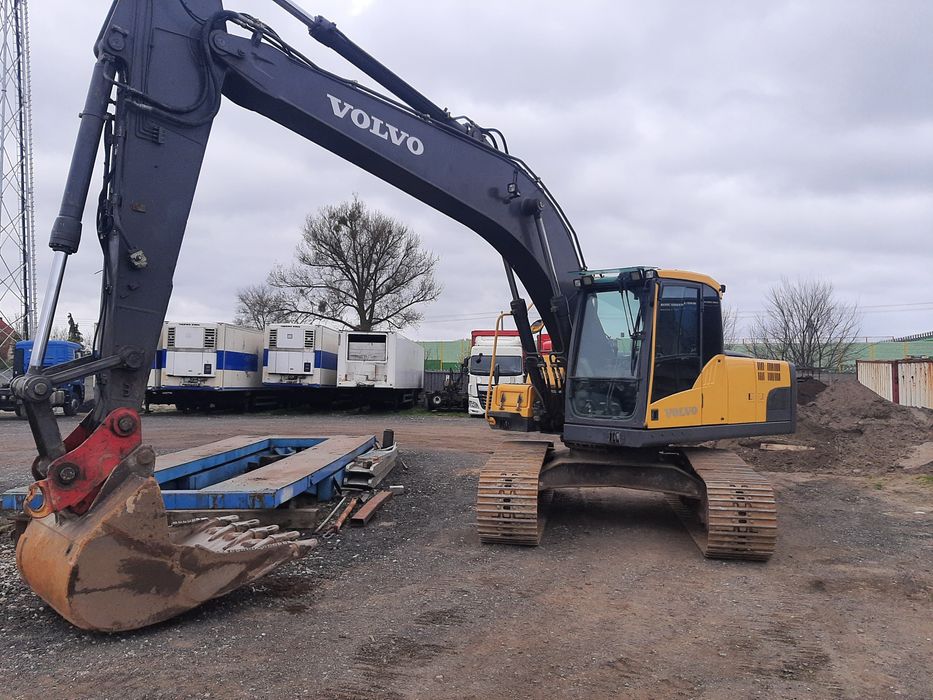 Wynajem koparki błotniaka ziemi łeba Lębork wicko