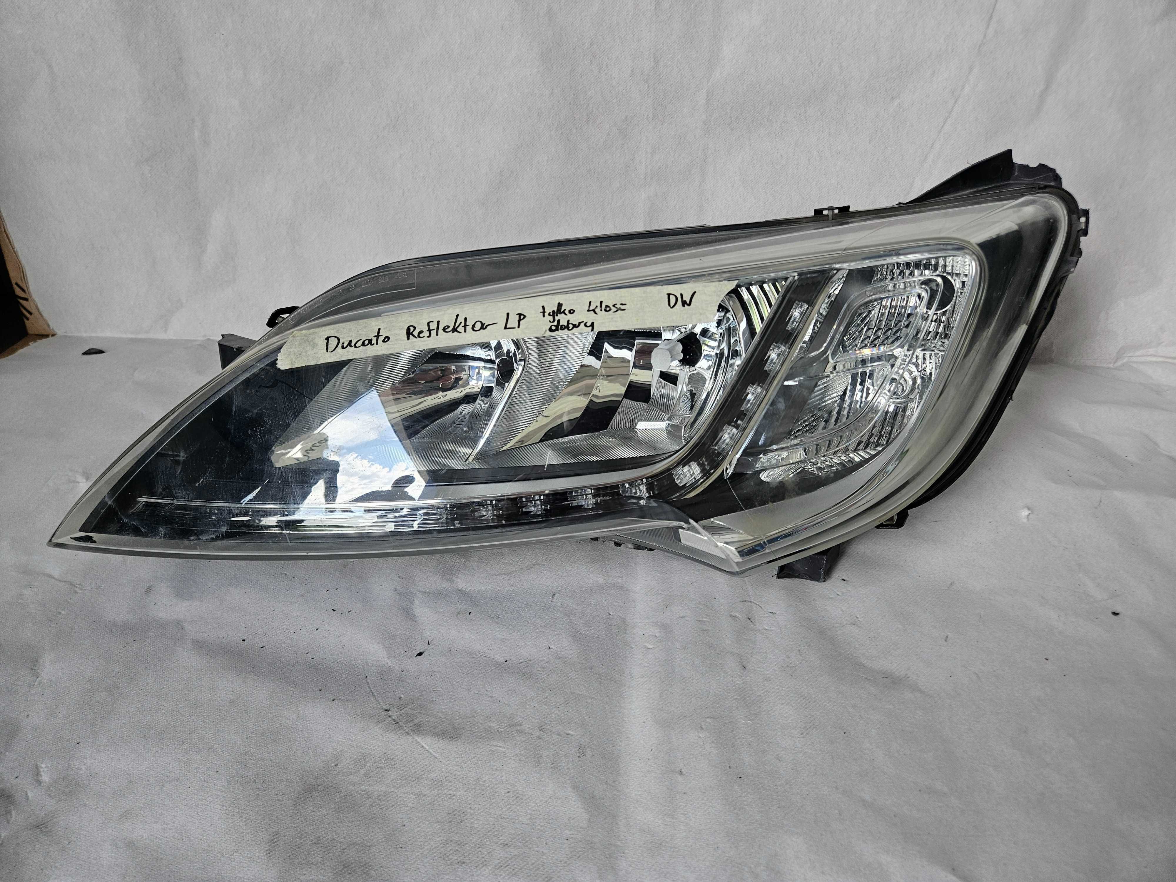 Reflektor Lampa Lewy przód Fiat Ducato 14- oryginał